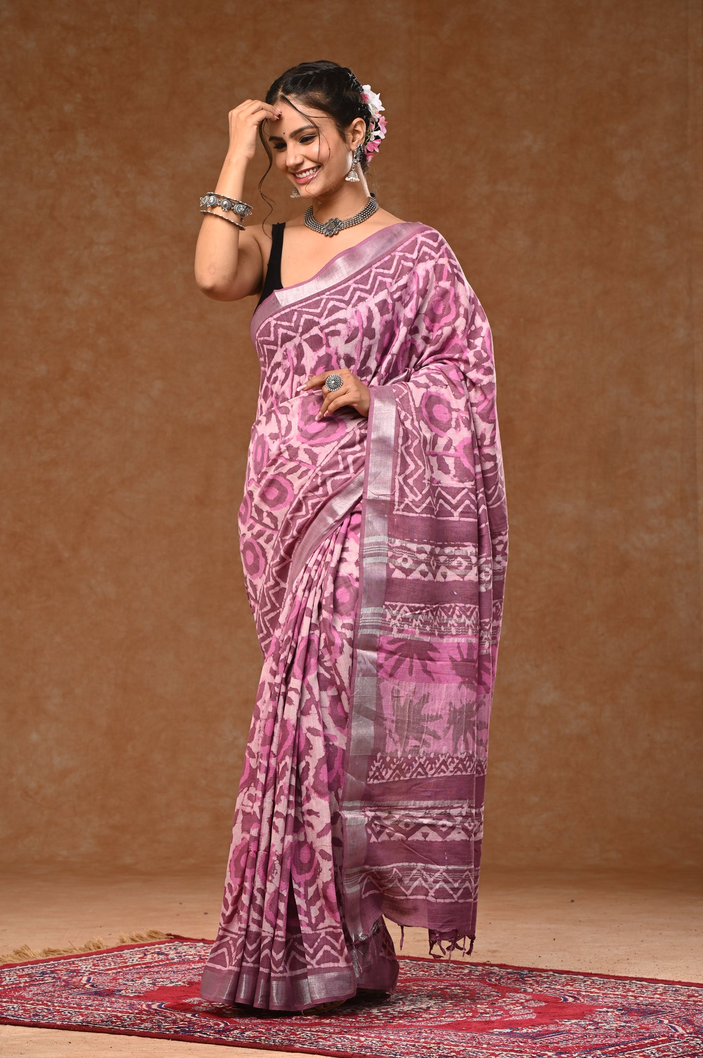 Lilen Cotton Slub Saree With Bloues Dabu Hand Block Prints