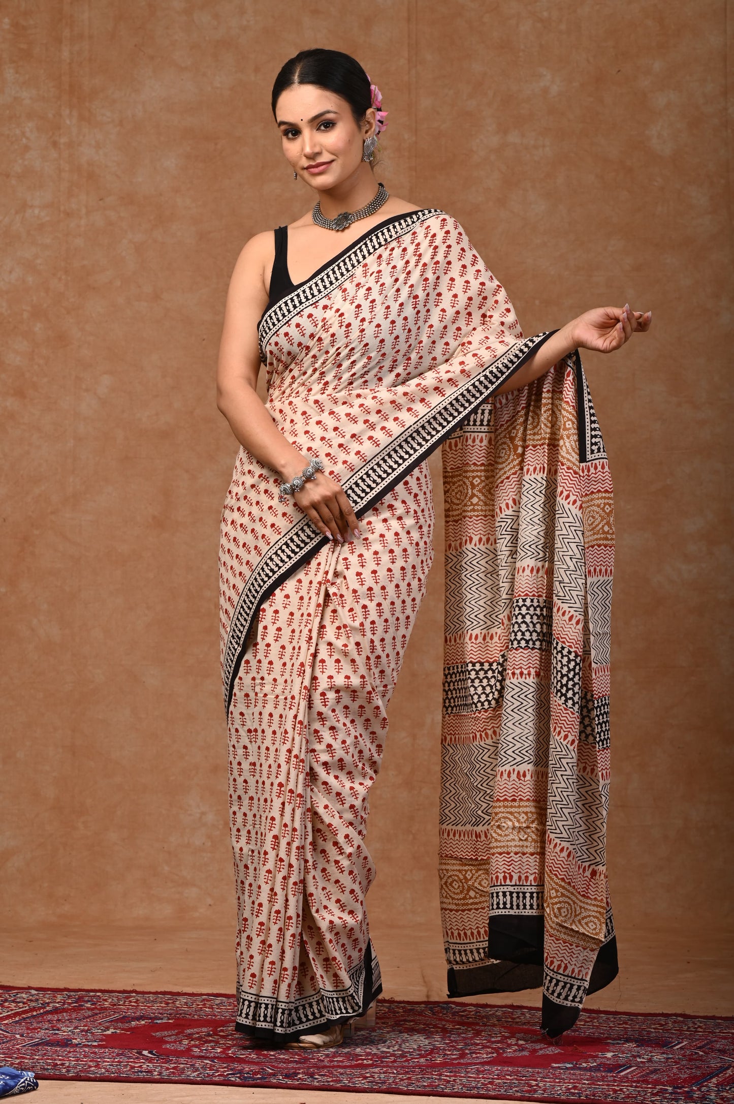 Mulmul Cotton Screen Print Saree with Blouse
