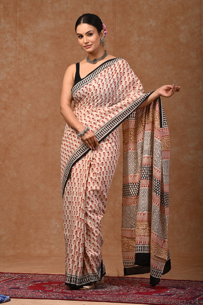 Mulmul Cotton Screen Print Saree with Blouse