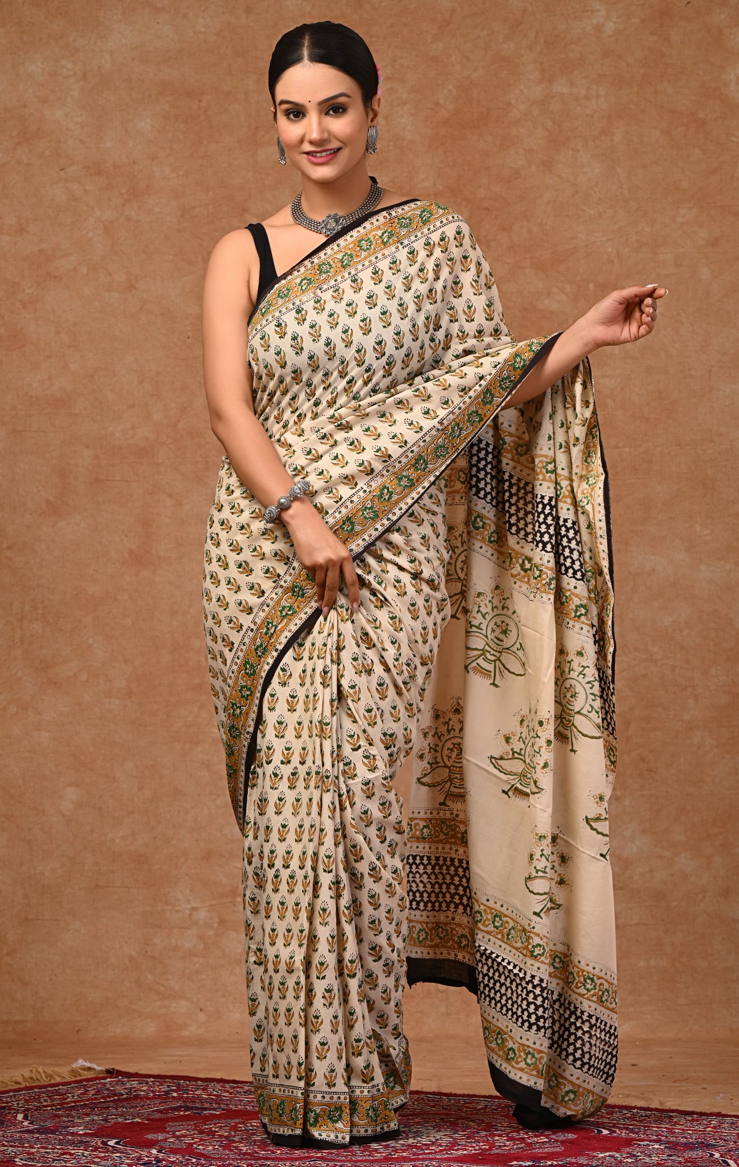 Mulmul Cotton Screen Print Saree with Blouse