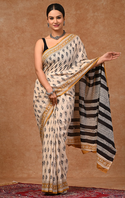 Mulmul Cotton Screen Print Saree with Blouse