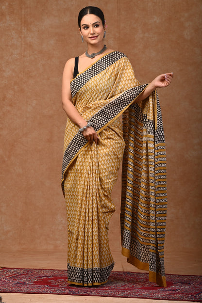 Mulmul Cotton Screen Print Saree with Blouse