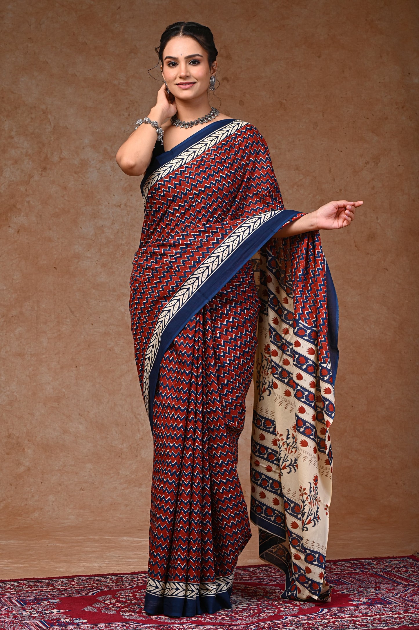 Mul mul cotton screen saree with blouse